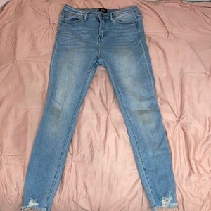high-rise light wash denim jeggings
